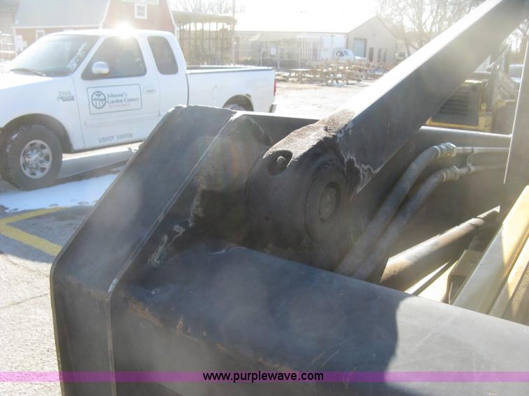 image for item K2876 1995 New Holland LX885 Turbo skid steer