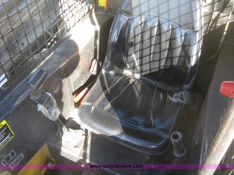 image for item K2876 1995 New Holland LX885 Turbo skid steer