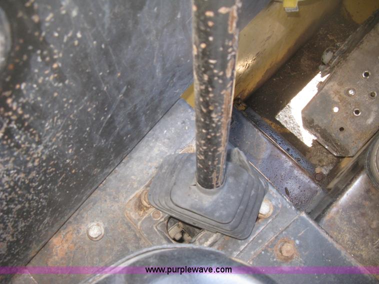 image for item K2876 1995 New Holland LX885 Turbo skid steer