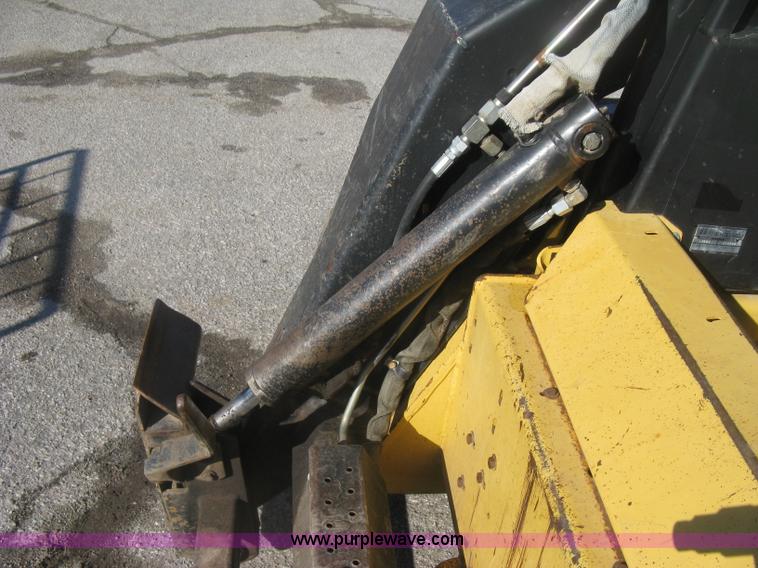 image for item K2877 1997 New Holland LX885 Turbo skid steer