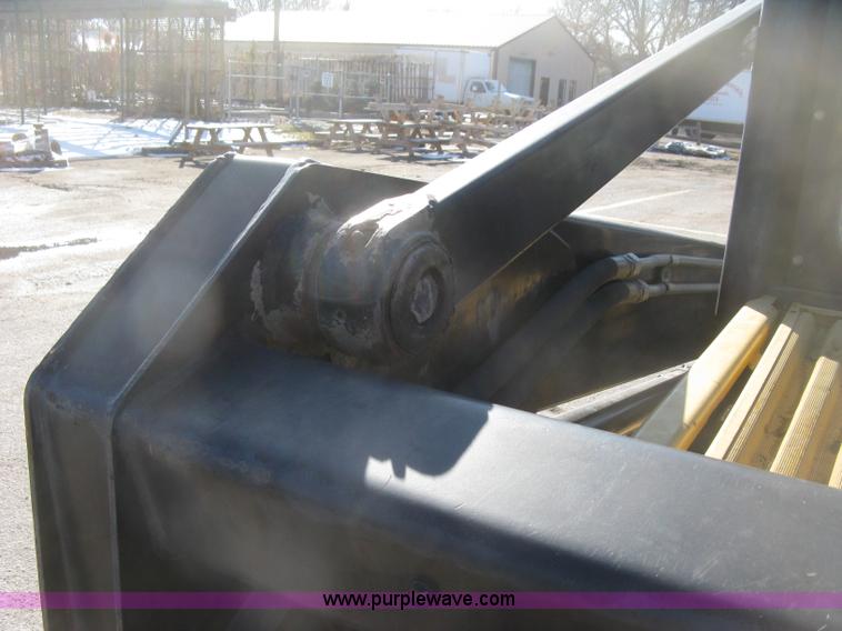 image for item K2877 1997 New Holland LX885 Turbo skid steer