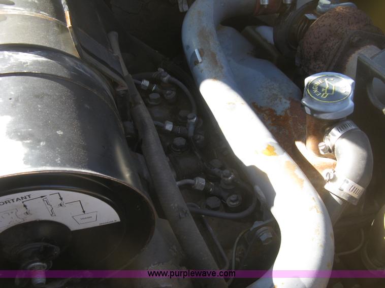 image for item K2877 1997 New Holland LX885 Turbo skid steer