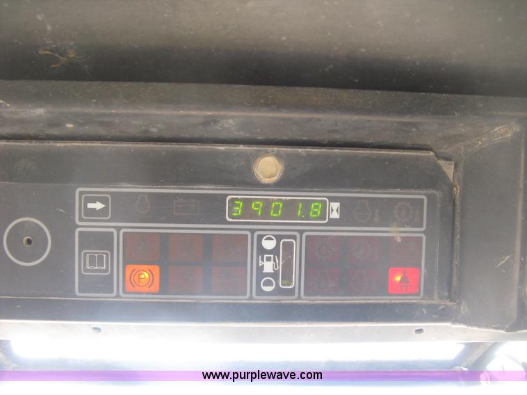 image for item K2877 1997 New Holland LX885 Turbo skid steer