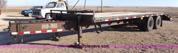 image for item K3185 2002 Load Trail trailer