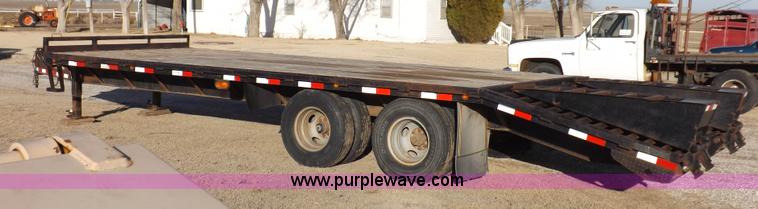 image for item K3185 2002 Load Trail trailer