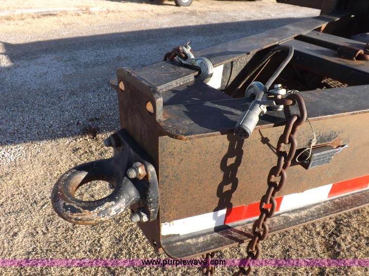 image for item K3185 2002 Load Trail trailer