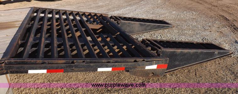 image for item K3185 2002 Load Trail trailer