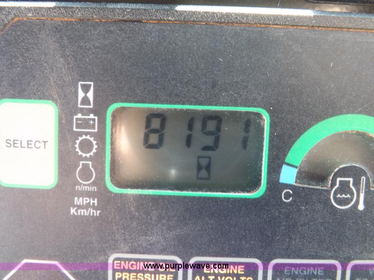 image for item K3197 2003 John Deere 770CH articulated motor grader