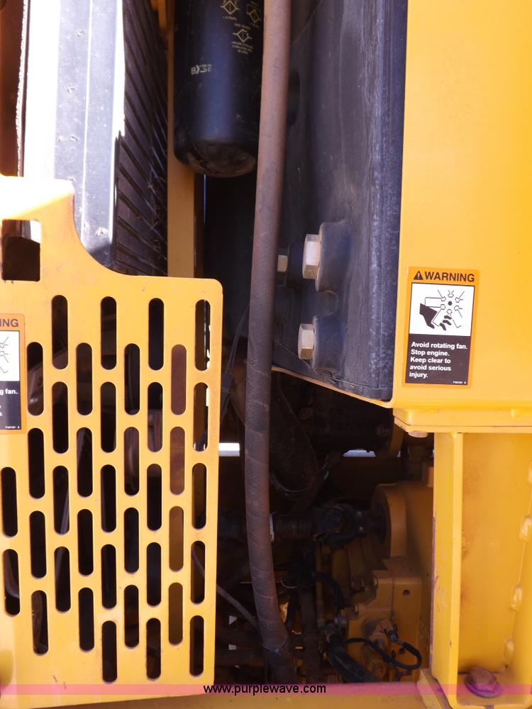 image for item K3197 2003 John Deere 770CH articulated motor grader