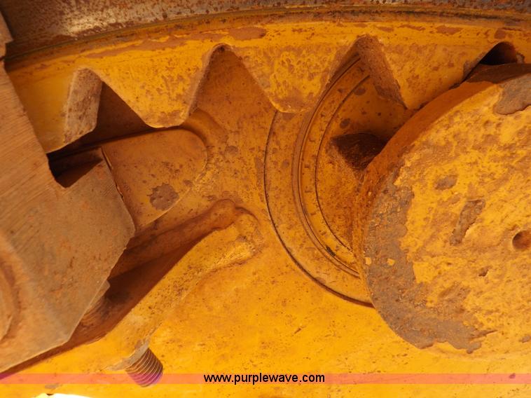 image for item K3197 2003 John Deere 770CH articulated motor grader