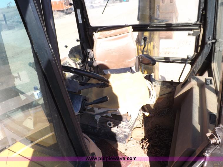 image for item K3198 1995 John Deere 310D backhoe