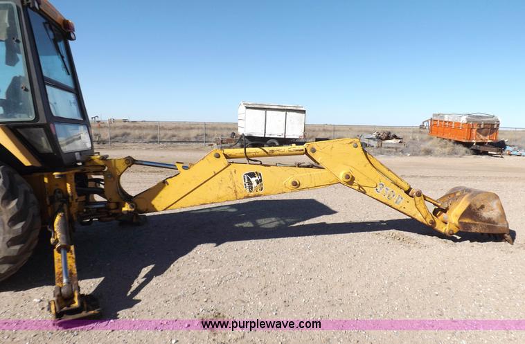image for item K3198 1995 John Deere 310D backhoe