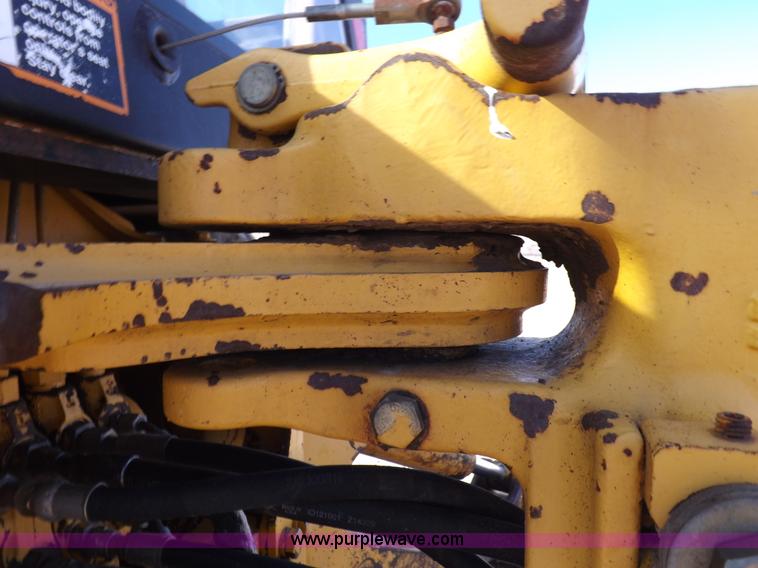 image for item K3198 1995 John Deere 310D backhoe