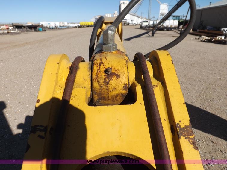 image for item K3198 1995 John Deere 310D backhoe