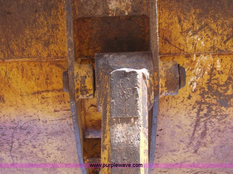 image for item K3198 1995 John Deere 310D backhoe