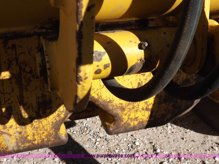 image for item K3198 1995 John Deere 310D backhoe