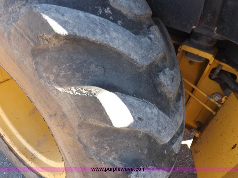 image for item K3198 1995 John Deere 310D backhoe