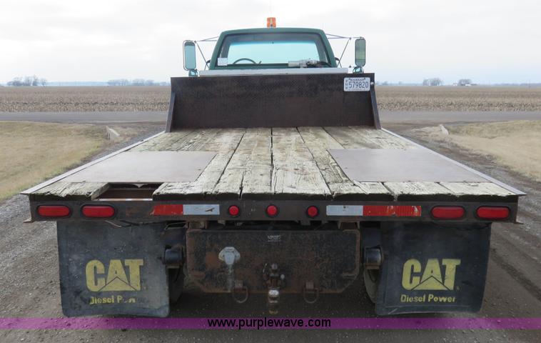 image for item K7084 1995 GMC TopKick flatbed truck