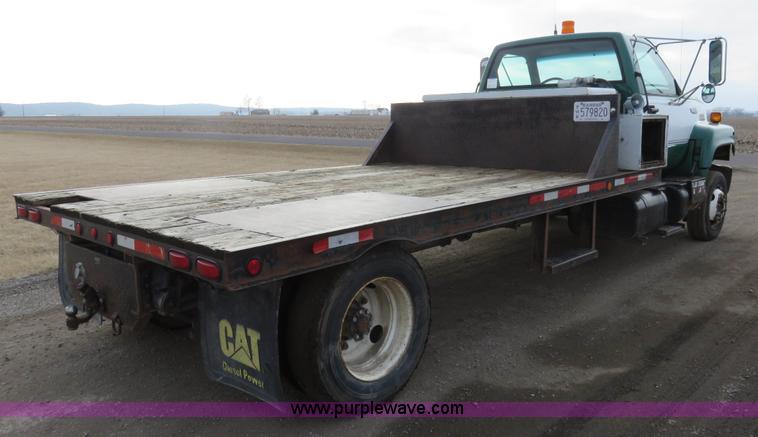image for item K7084 1995 GMC TopKick flatbed truck