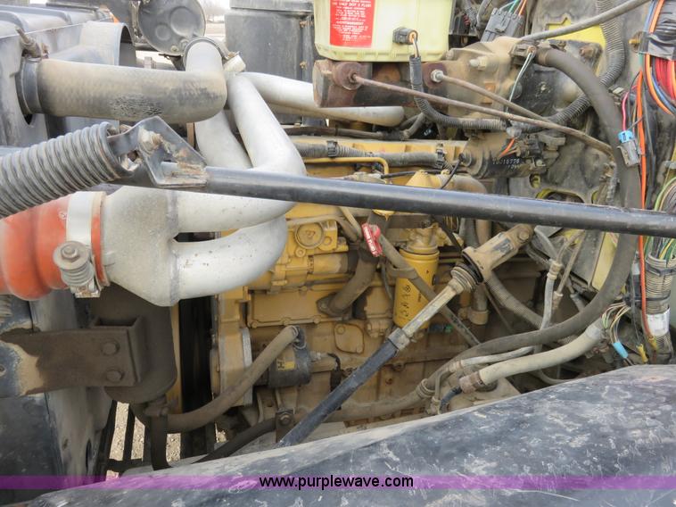 image for item K7084 1995 GMC TopKick flatbed truck