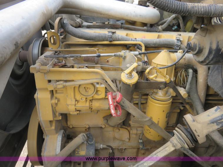 image for item K7084 1995 GMC TopKick flatbed truck