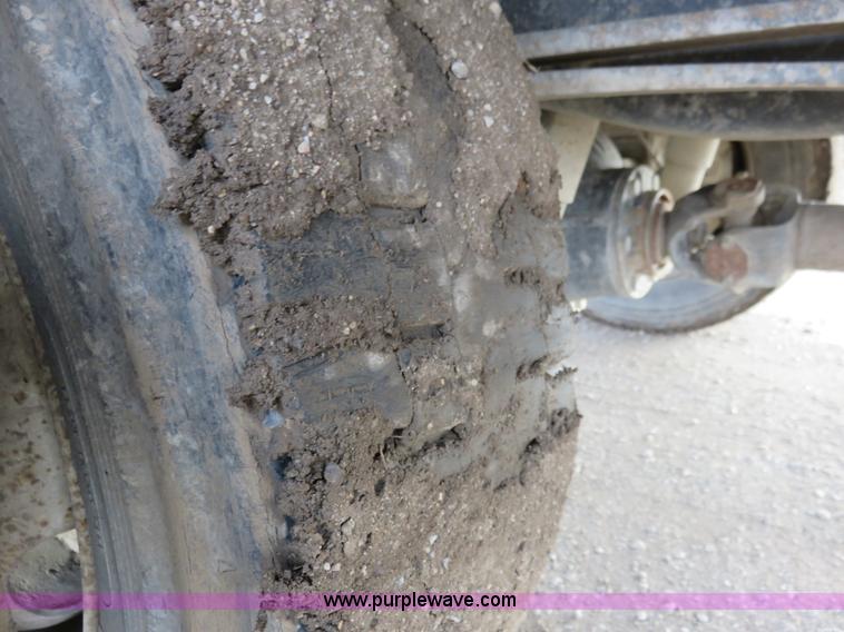 image for item K7084 1995 GMC TopKick flatbed truck