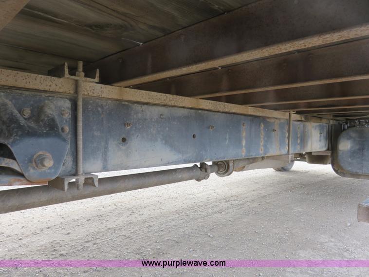 image for item K7084 1995 GMC TopKick flatbed truck