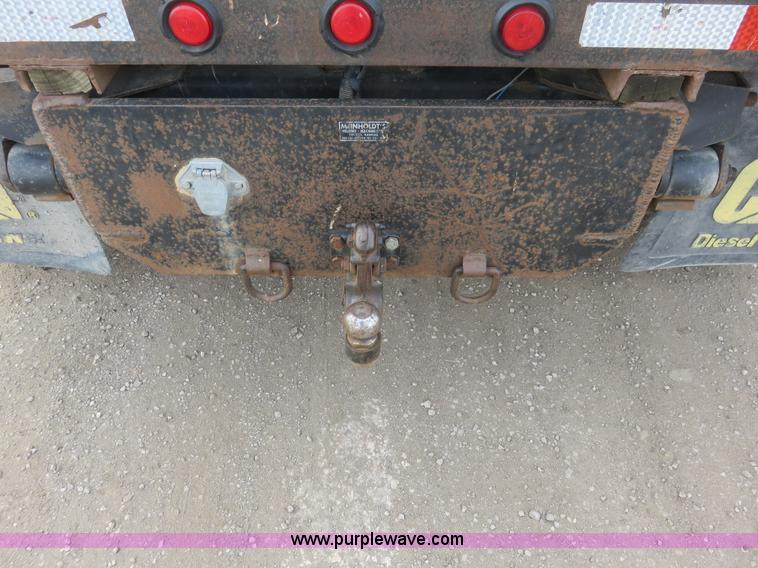image for item K7084 1995 GMC TopKick flatbed truck