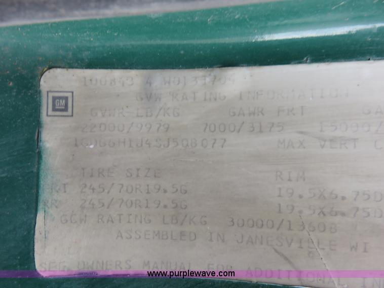 image for item K7084 1995 GMC TopKick flatbed truck