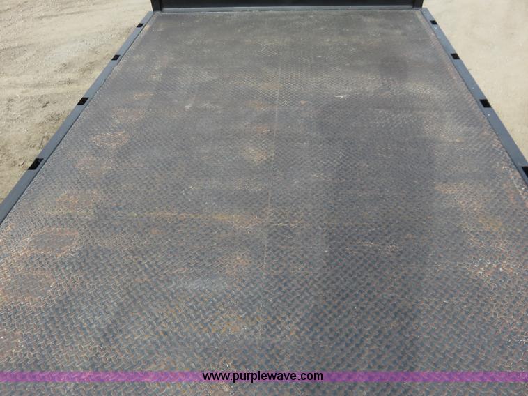 image for item K7087 1995 Ford LN8000F flatbed truck