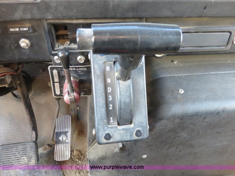 image for item K7092 1999 International 4700 dump truck