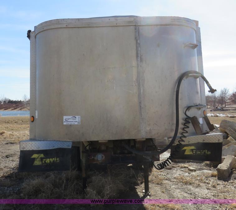 image for item K7172 2000 Travis end dump trailer