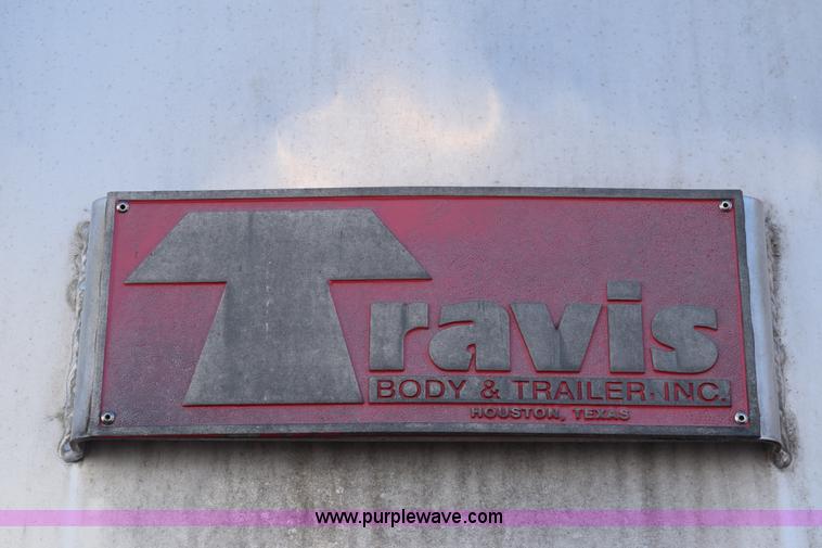 image for item K7172 2000 Travis end dump trailer