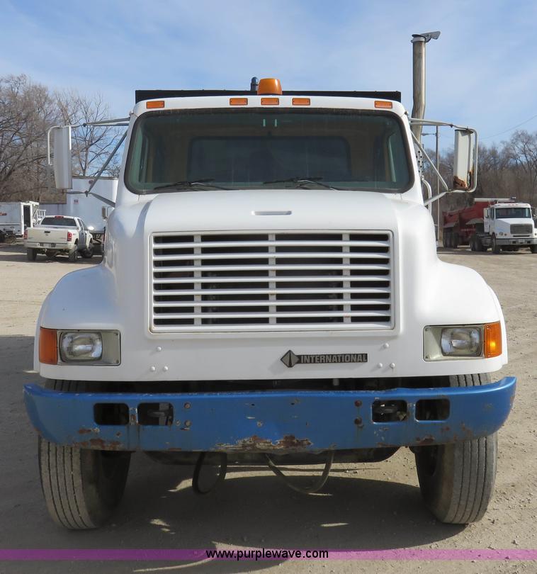 image for item K7243 1996 International 4900 sewer rodder truck