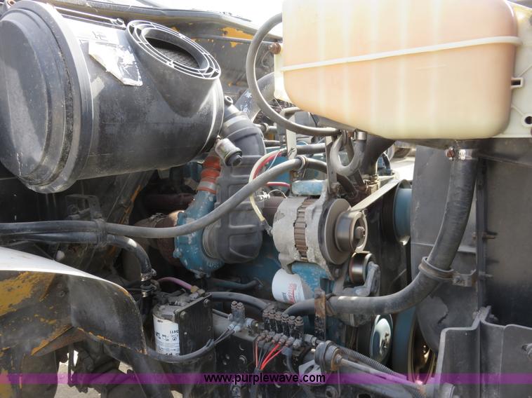 image for item K7243 1996 International 4900 sewer rodder truck