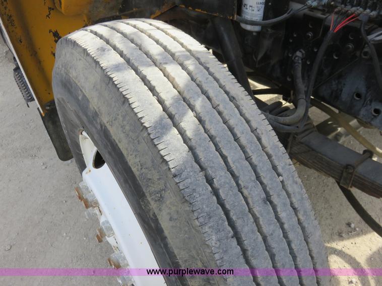 image for item K7243 1996 International 4900 sewer rodder truck