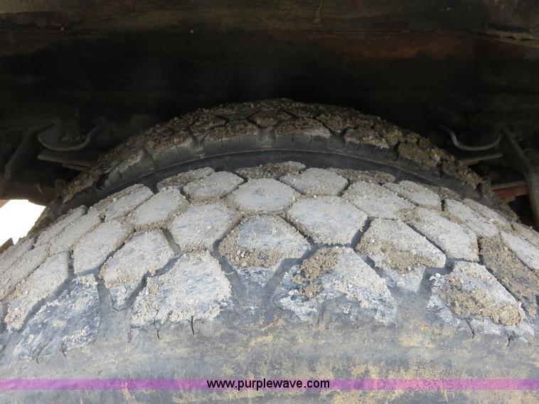 image for item K7243 1996 International 4900 sewer rodder truck