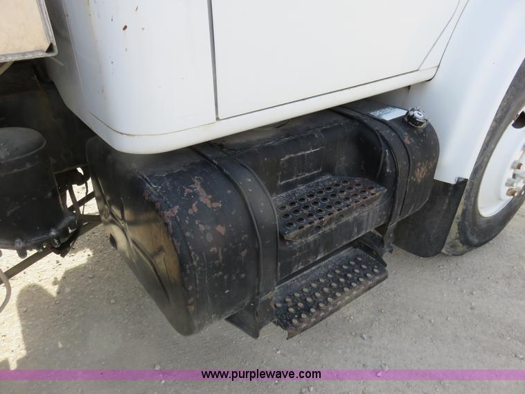 image for item K7243 1996 International 4900 sewer rodder truck