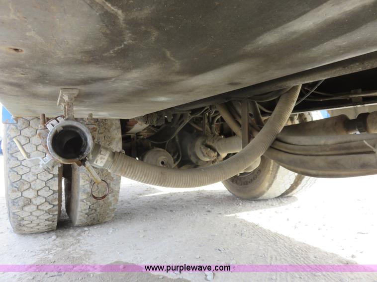 image for item K7243 1996 International 4900 sewer rodder truck