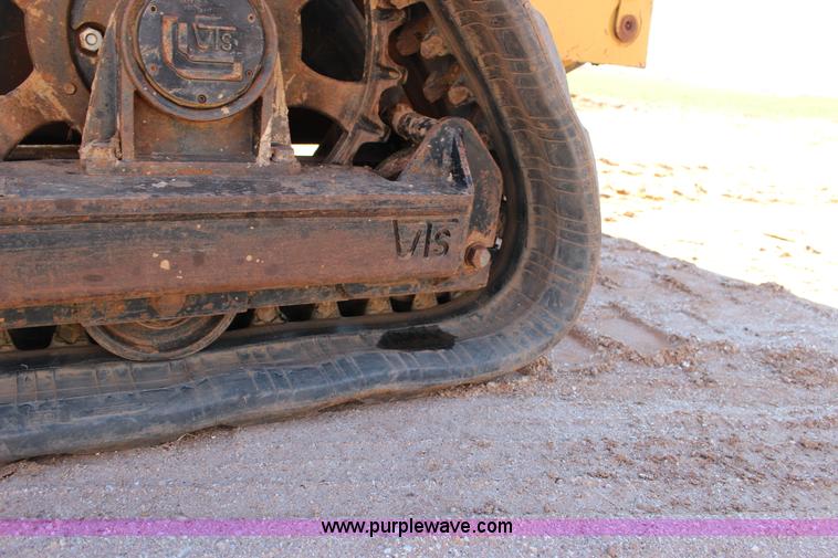 image for item L6596 2006 Caterpillar 268B skid steer