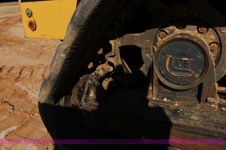 image for item L6596 2006 Caterpillar 268B skid steer