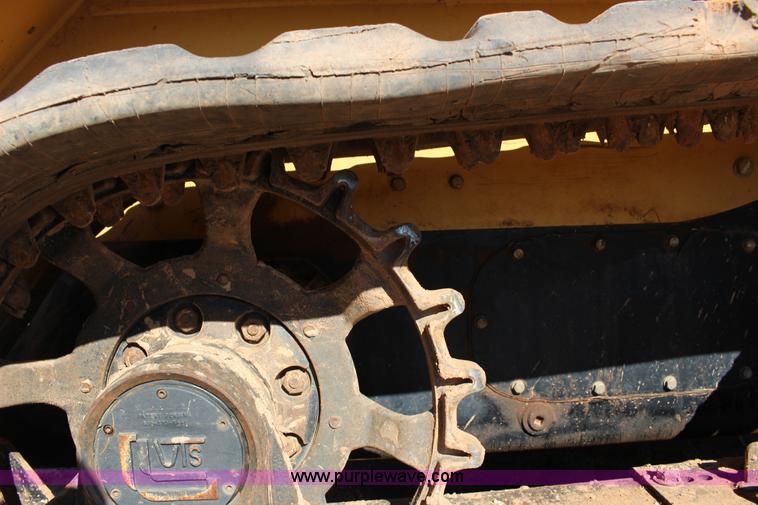 image for item L6596 2006 Caterpillar 268B skid steer