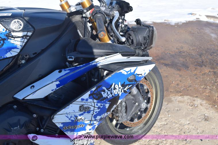 image for item BB9727 2008 Yamaha R1 motorcycle