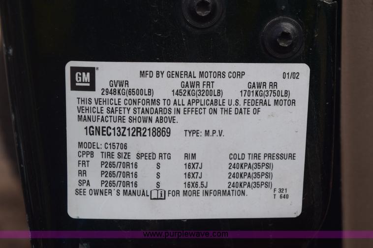 image for item E6113 2002 Chevrolet Tahoe SUV