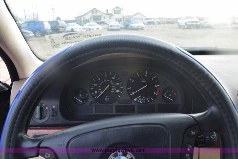 image for item E6118 1998 BMW 5-Series 535i