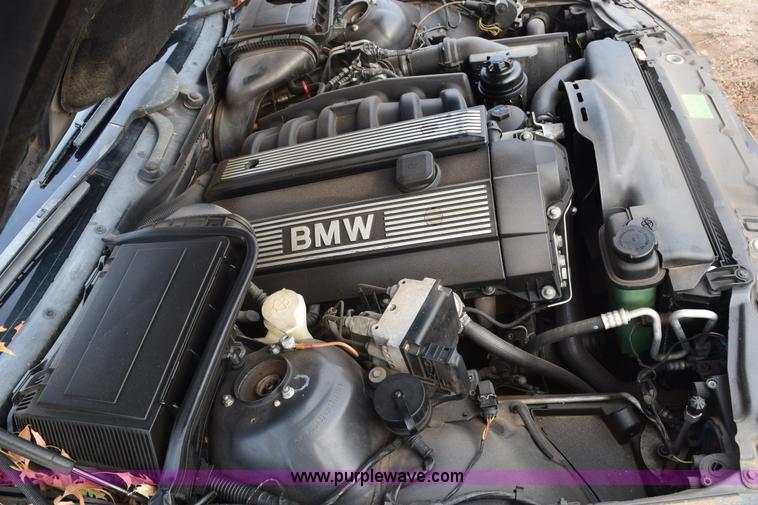 image for item E6118 1998 BMW 5-Series 535i