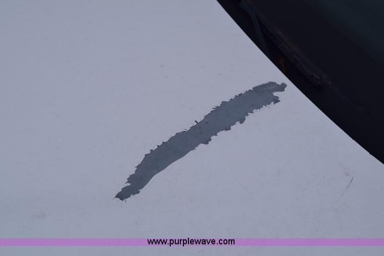 image for item E6129 2001 Ford Crown Victoria