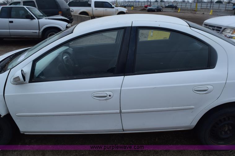 image for item E6130 2000 Dodge Neon