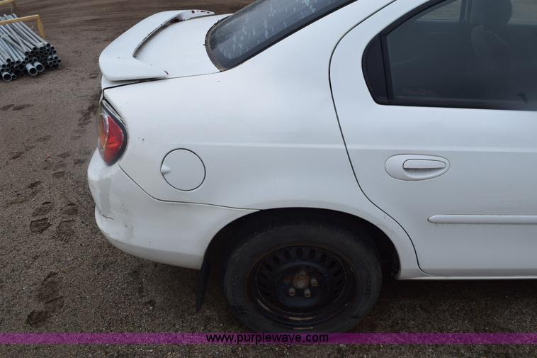image for item E6130 2000 Dodge Neon