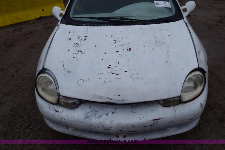 image for item E6130 2000 Dodge Neon